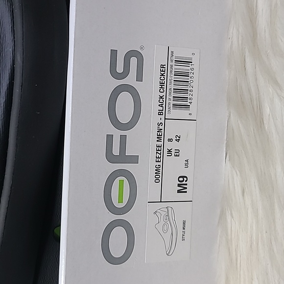 Men's OOFOS Slip On Shoes Size 9M Black Canvas  Checker Print Athleisure Gym Fun - Picture 3 of 6